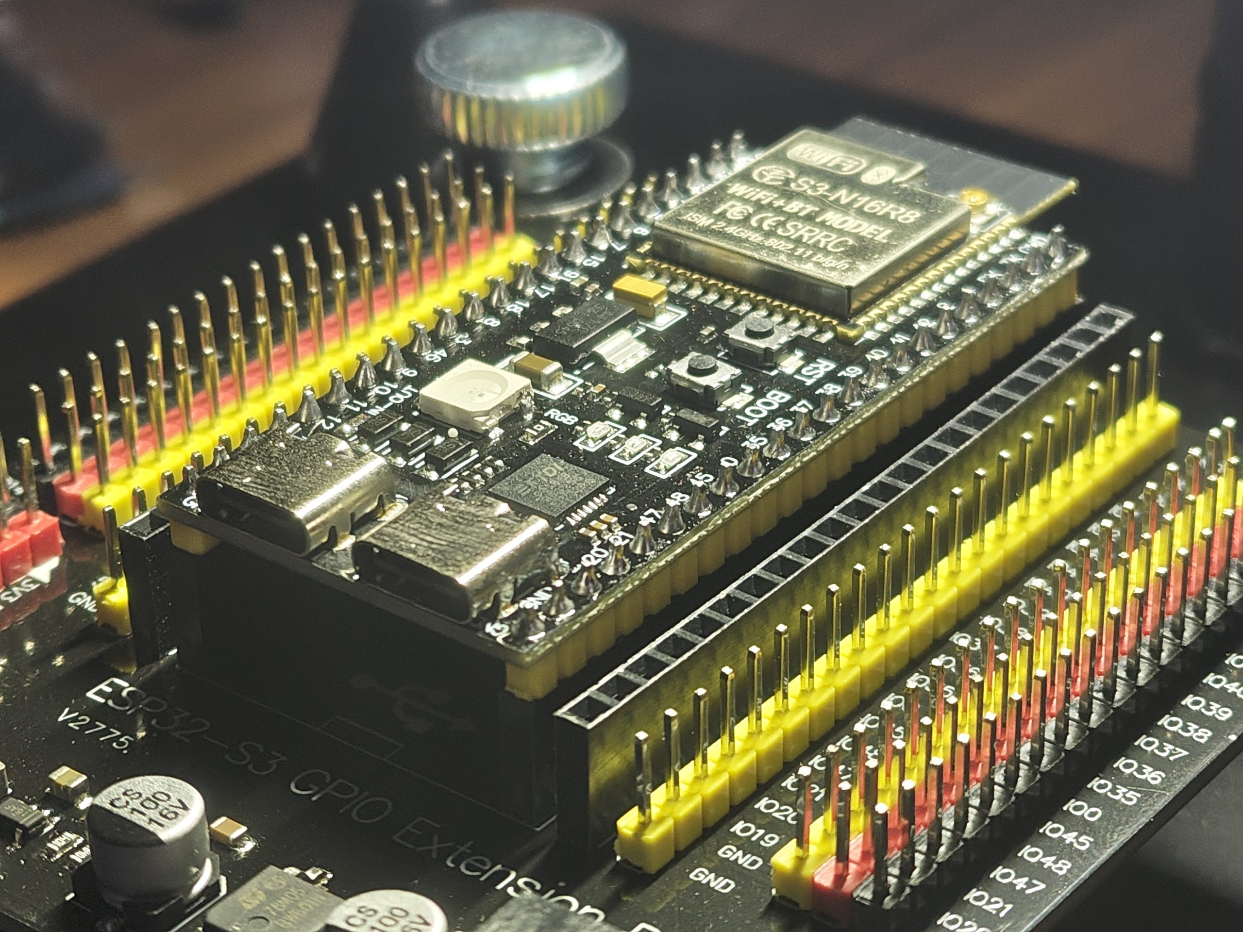 ESP32-S3 特寫